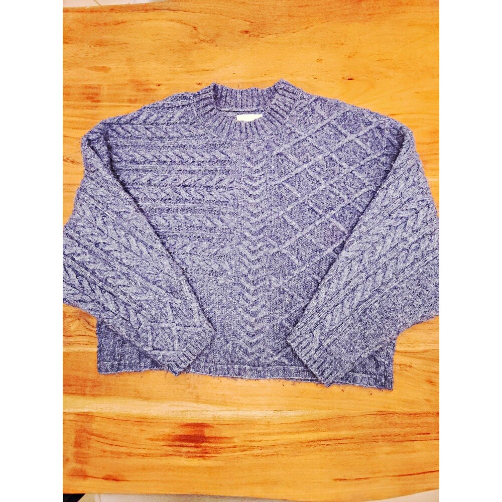 Abercrombie & Fitch Chunky Cable Knit Cropped Crewneck Sweater Periwinkle S/M